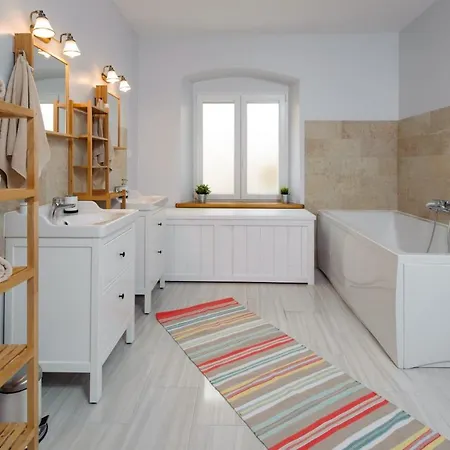 Kata Ferienhaus Rogotin